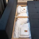 Modern, Komplett Saniert, In Zentraler Citylage Beim Kennedyplatz, Voll Ausgestatte Kueche, Offener Wohn- Und Essbereich, Helle Raeume
