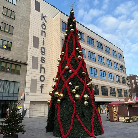 Apartman Modern, Komplett Saniert, In Zentraler Citylage Beim Kennedyplatz, Voll Ausgestatte Kueche, Offener Wohn- Und Essbereich, Helle Raeume