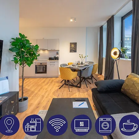 Apartmán Modern, Komplett Saniert, In Zentraler Citylage Beim Kennedyplatz, Voll Ausgestatte Kueche, Offener Wohn- Und Essbereich, Helle Raeume