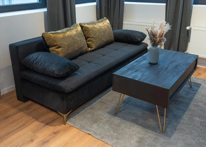 Apartament Modern, Komplett Saniert, In Zentraler Citylage Beim Kennedyplatz, Voll Ausgestatte Kueche, Offener Wohn- Und Essbereich, Helle Raeume Essen