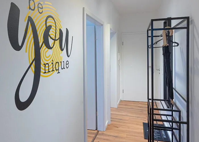 Modern, Komplett Saniert, In Zentraler Citylage Beim Kennedyplatz, Voll Ausgestatte Kueche, Offener Wohn- Und Essbereich, Helle Raeume * Essen