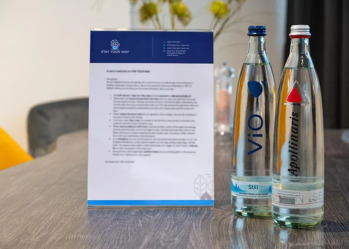 Apartament Modern, Komplett Saniert, In Zentraler Citylage Beim Kennedyplatz, Voll Ausgestatte Kueche, Offener Wohn- Und Essbereich, Helle Raeume Essen