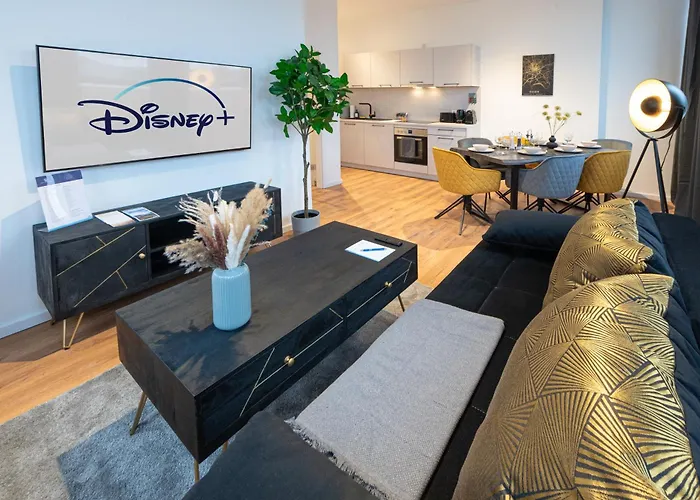 Modern, Komplett Saniert, In Zentraler Citylage Beim Kennedyplatz, Voll Ausgestatte Kueche, Offener Wohn- Und Essbereich, Helle Raeume Essen