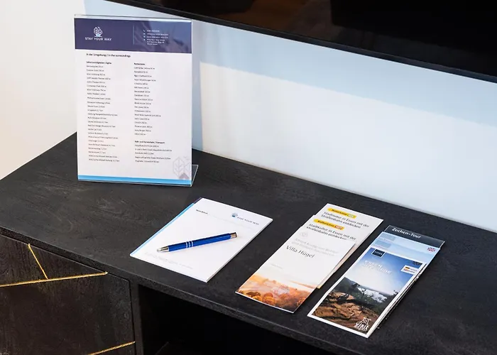 Apartament Modern, Komplett Saniert, In Zentraler Citylage Beim Kennedyplatz, Voll Ausgestatte Kueche, Offener Wohn- Und Essbereich, Helle Raeume *