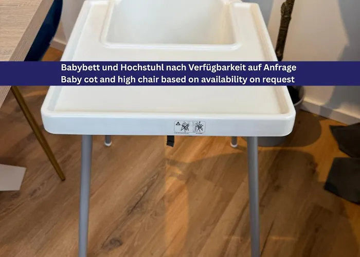 Lejlighed Modern, Komplett Saniert, In Zentraler Citylage Beim Kennedyplatz, Voll Ausgestatte Kueche, Offener Wohn- Und Essbereich, Helle Raeume *